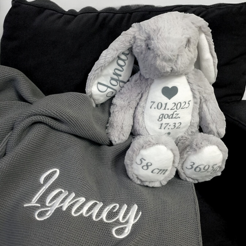 Kocyk i królik zestaw z imieniem dziecka.png